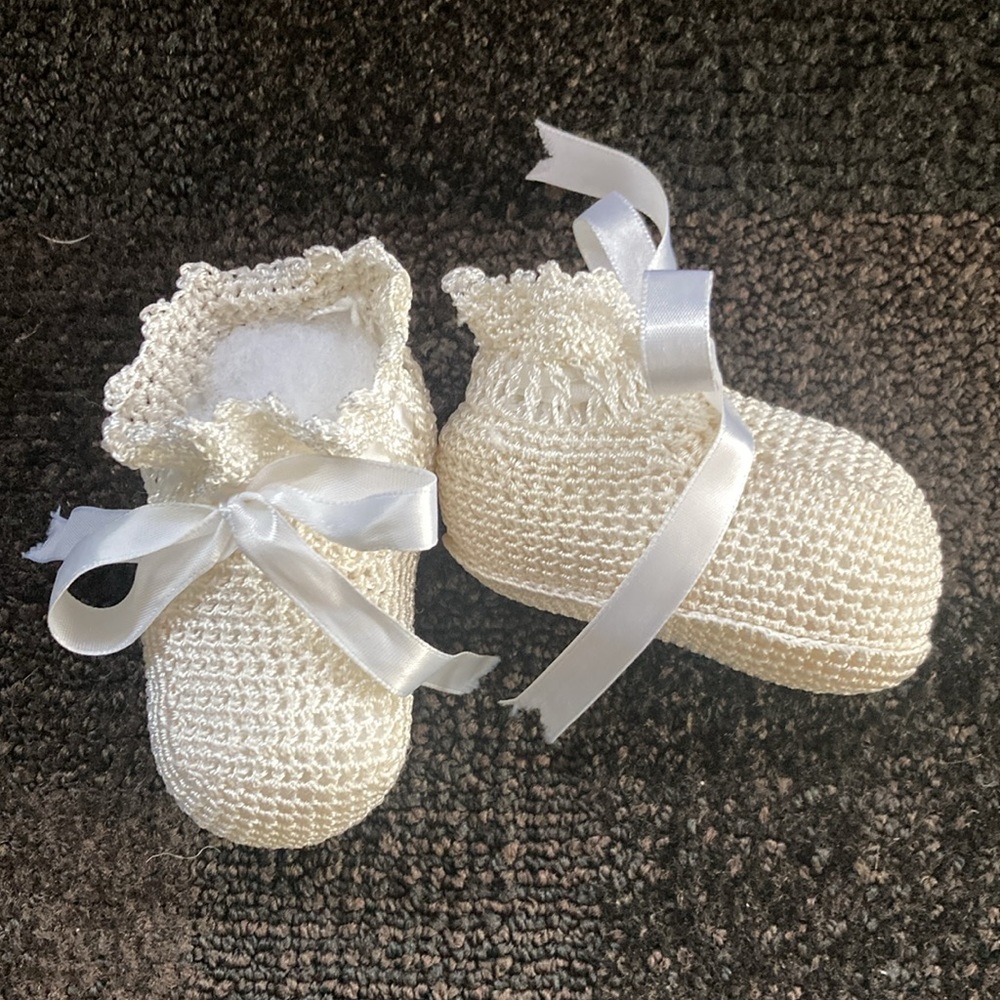 NWOT Vintage Handmade Baby Booties Newborn Unisex
